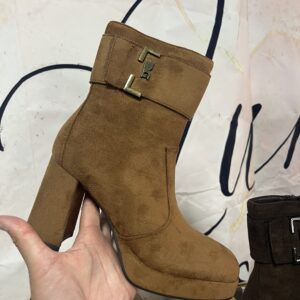 Bota laura camel